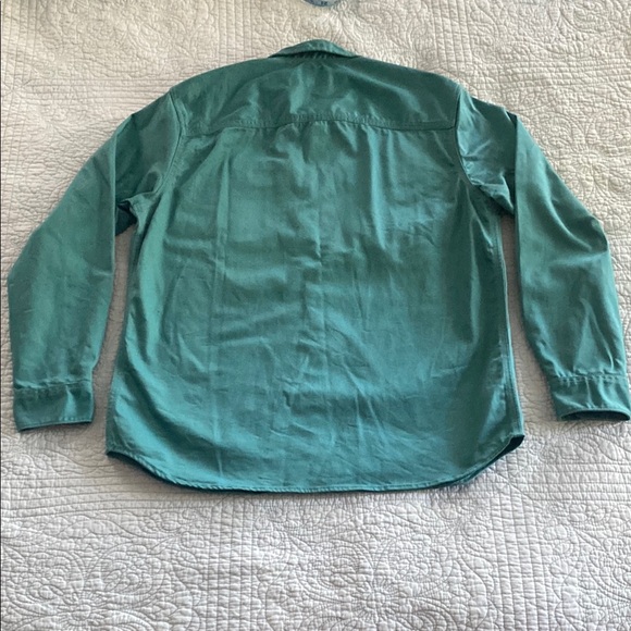 NWOT Levi's Green Casual Button Down Shirt with Long Sleeves - Picture 5 of 5